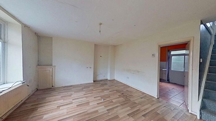 2 Bedroom Terraced House To Rent In High Street, Porth, CF39