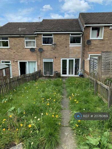 3 Bedroom Terraced House To Rent In Delph Approach, Blackburn, BB1