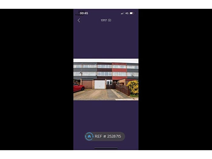 3 Bedroom Terraced House To Rent In Kinlock Place, Milton Keynes, MK2