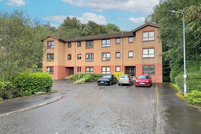 2 Bedroom Flat For Sale In Woodlands Court, Old Kilpatrick, G60