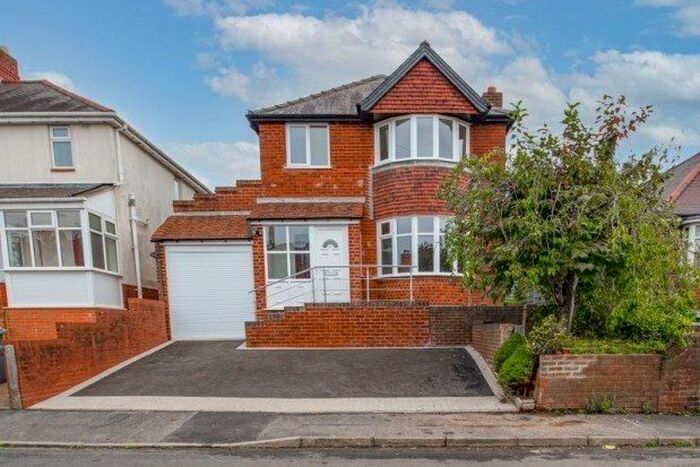 3 Bedroom Property To Rent In Highfield Crescent, Rowley Regis, B65