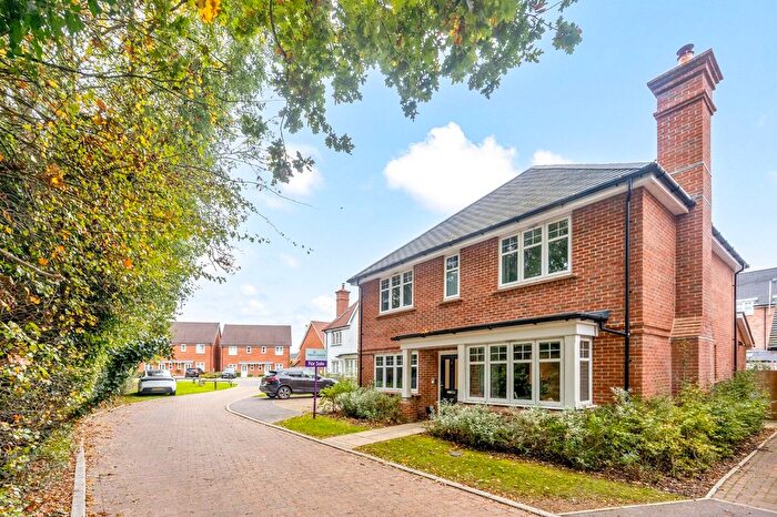 4 Bedroom Detached House For Sale In Shoubridge Way, Southwater, RH13