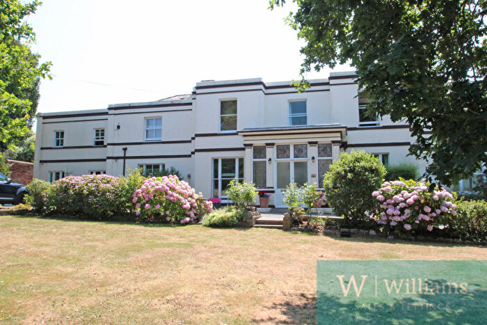 2 Bedroom Apartment For Sale In Flat, Millfield House, Millfield Avenue, East Cowes, Isle Of Wight, PO32