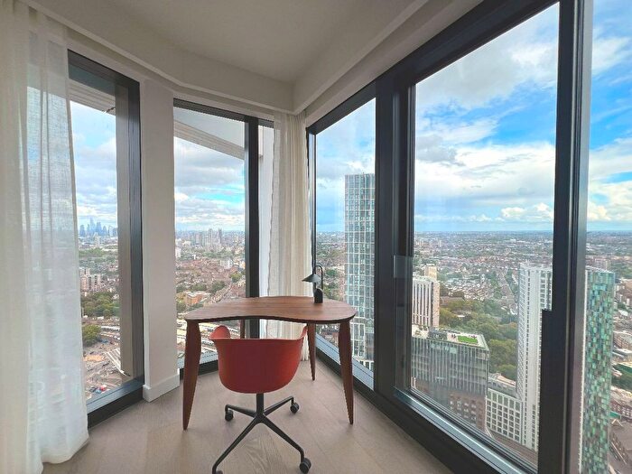 2 Bedroom Flat To Rent In Apartment, Nine Elms Lane, London, SW8
