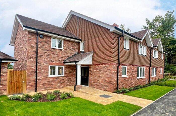 3 Bedroom Semi Detached House For Sale In Kingfisher Walk, Upper Dicker, BN27