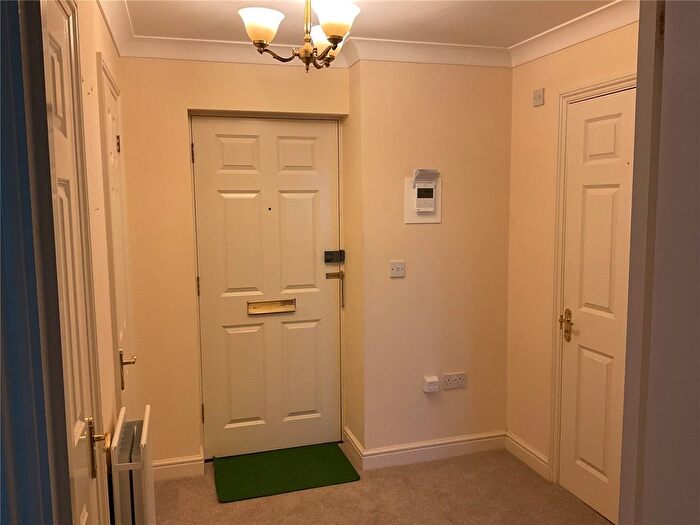 1 Bedroom Flat For Sale In Greyhound Lane, Winslow, Buckingham, MK18