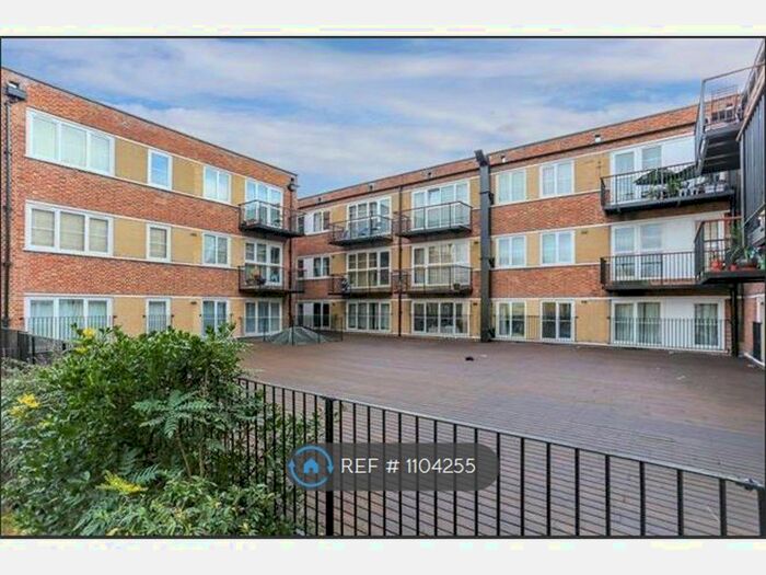 1 Bedroom Flat To Rent In Hartington Road, London, W13