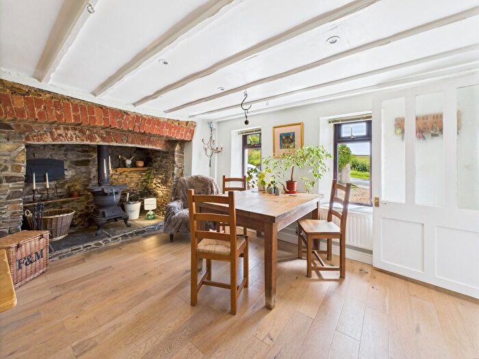 5 Bedroom Detached House For Sale In St. Gennys, Bude, EX23