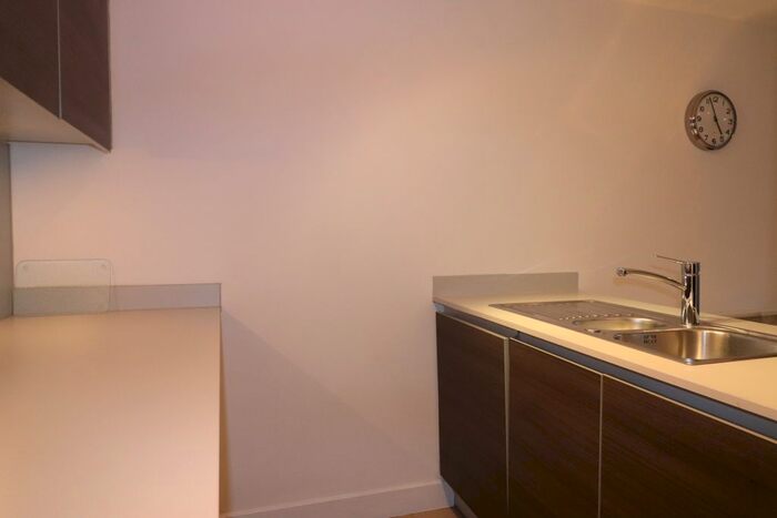 2 Bedroom Flat To Rent In Clive Passage, Birmingham, Birmingham, B4
