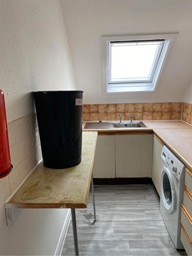 1 Bedroom Flat To Rent In Egerton Road, Manchester, M14