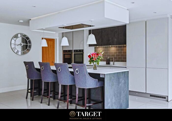 6 Bedroom Detached House To Rent In Nazeing Park, Betts Lane, Nazeing, Waltham Abbey, EN9