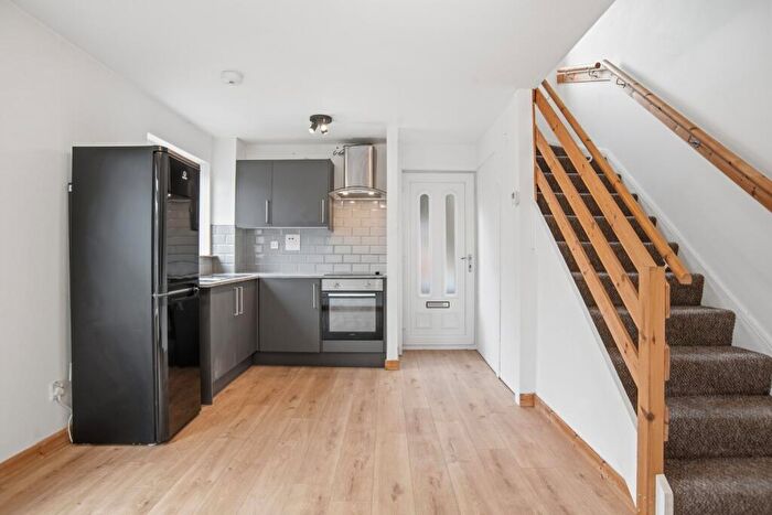 1 Bedroom Terraced House To Rent In Ochiltree Crescent, Mid Calder, EH53