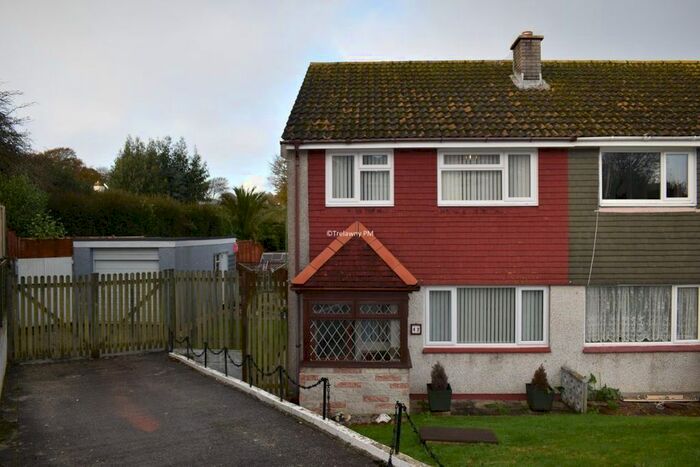 3 Bedroom Property To Rent In Messack Close, Falmouth, TR11