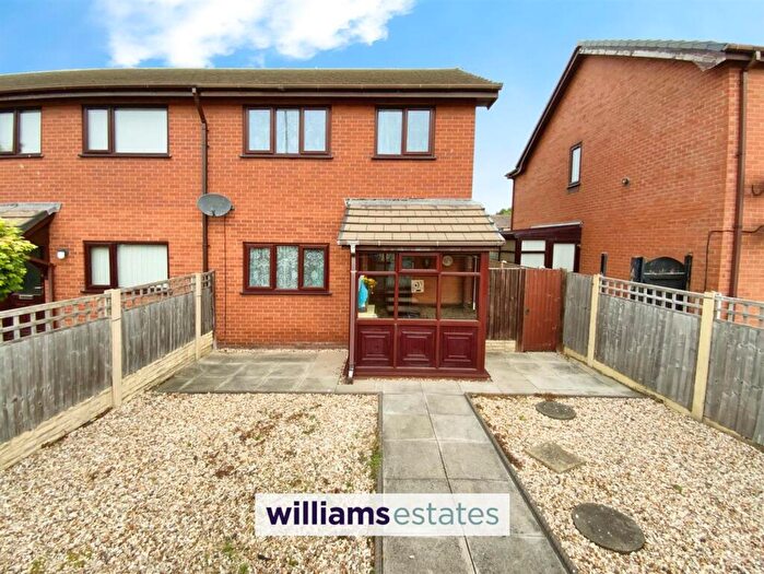 3 Bedroom Semi-Detached House For Sale In Victoria Road, Prestatyn, LL19