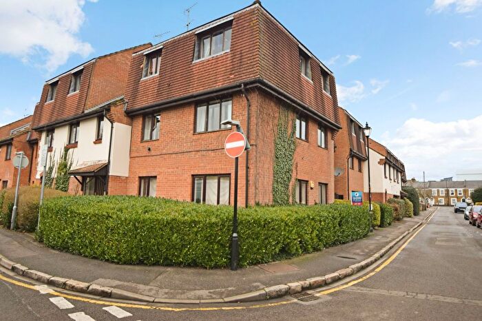1 Bedroom Flat For Sale In Osborne Mews, Victoria Street, Slough, Berkshire, SL1