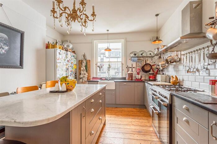 4 Bedroom Apartment For Sale In Denmark Terrace, Brighton, BN1