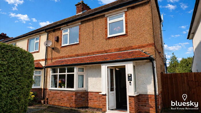 4 Bedroom Semi Detached House For Sale In Brockhurst Avenue, Burbage, Hinckley, LE10