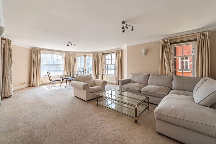 2 Bedroom Flat To Rent In Grosvenor Road, London, SW1V