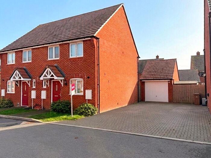 3 Bedroom Semi-Detached House For Sale In Restharrow Road, Aylesbury, Buckinghamshire, HP22
