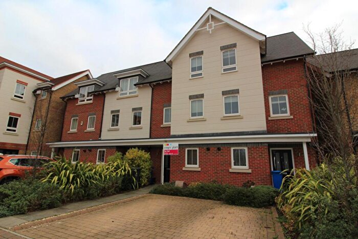 3 Bedroom Terraced House To Rent In Pintail Way, Maidenhead, SL6
