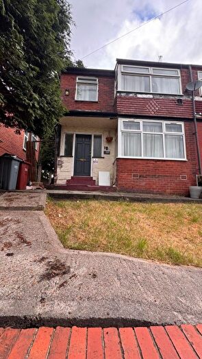 3 Bedroom Semi-Detached House For Sale In Rochdale Road, Manchester, M9