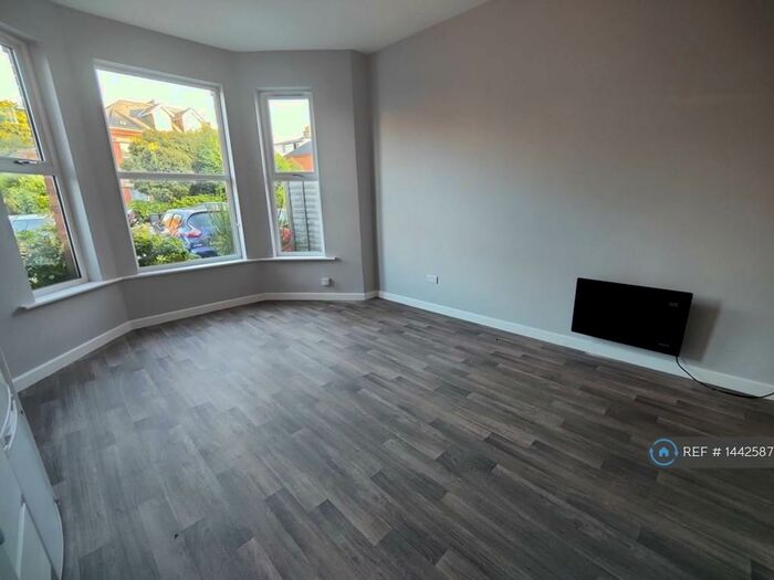 Studio To Rent In Carysfort Road, Bournemouth, BH1