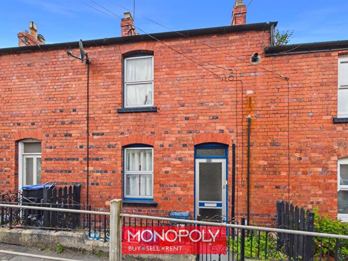 3 Bedroom House For Sale In Love Lane, Denbigh, LL16
