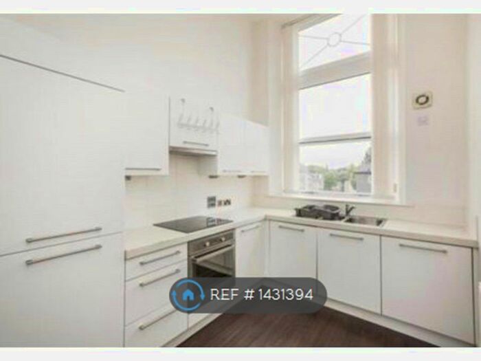 1 Bedroom Flat To Rent In Prescott Street, Halifax, HX1