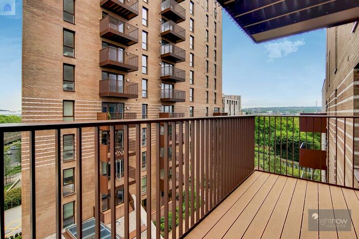 2 Bedroom Flat To Rent In Adlay Apartments, Millet Place, Silvertown, E16
