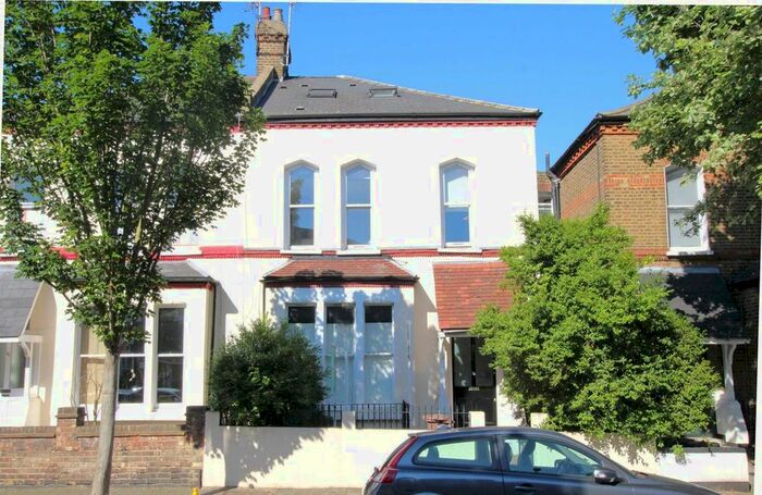2 Bedroom Flat To Rent In Finsbury Park Road, London, N4