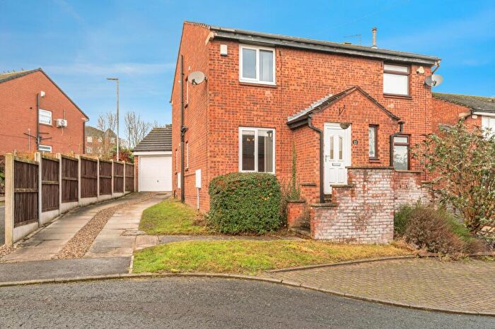 2 Bedroom Semi Detached House For Sale In Ledbury Grove, Leeds, West Yorkshire, LS10