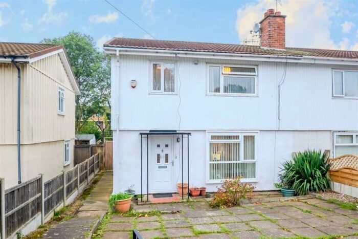 3 Bedroom Semi-Detached House To Rent In Bellevue Road, Birmingham, B26