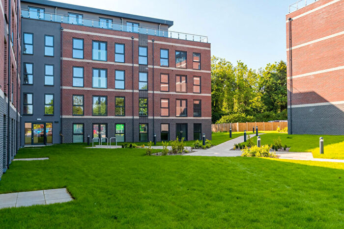 1 Bedroom Apartment To Rent In Alexandra Park Apartments, Burley Road, Leeds, West Yorkshire, LS4