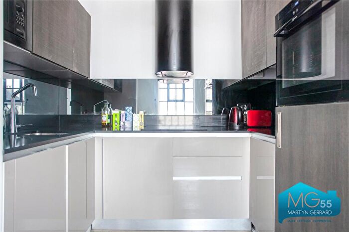 1 Bedroom Apartment For Sale In Fortess Road, Kentish Town, London, NW5