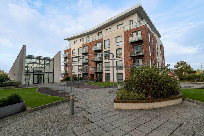 1 Bedroom Flat To Rent In Granite Court, The Radius, Prestwich, M25