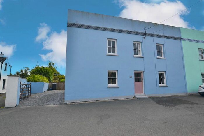 4 Bedroom End Of Terrace House For Sale In Angle Village, Angle, Pembroke, SA71