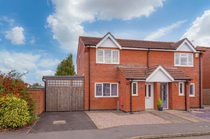 3 Bedroom Semi Detached House For Sale In Manwaring Way, Swineshead, PE20