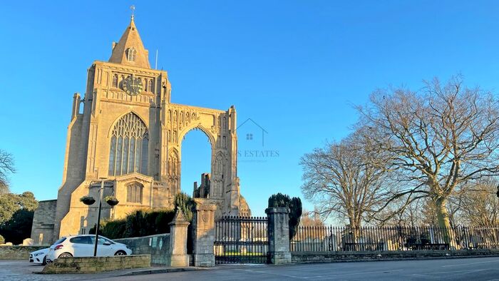 1 Bedroom Flat To Rent In West Street, Crowland, Peterborough, Cambridgeshire, PE6