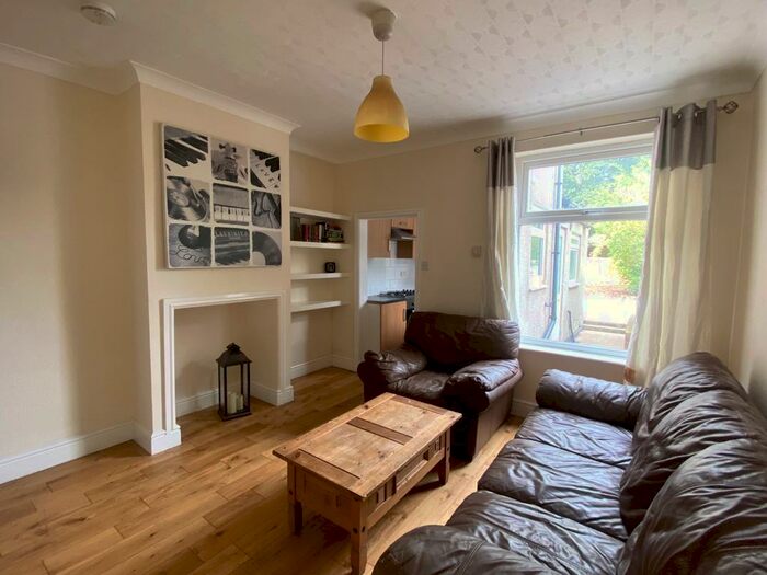 4 Bedroom House To Rent In Handford Street, Derby, DE22