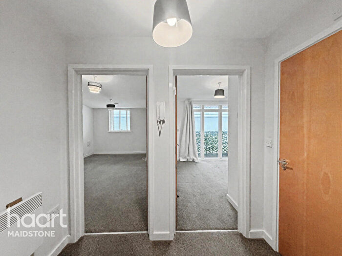 1 Bedroom Apartment To Rent In Kingfisher Meadow, Maidstone, ME16
