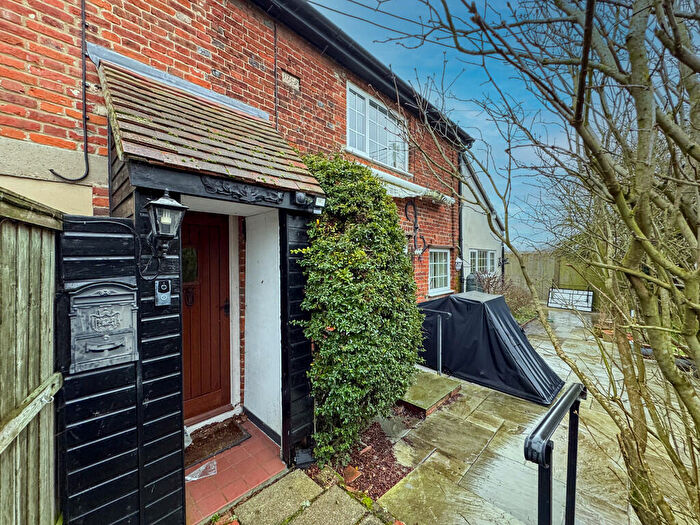 3 Bedroom Semi Detached House For Sale In Tilkey Road, Coggeshall, CO6