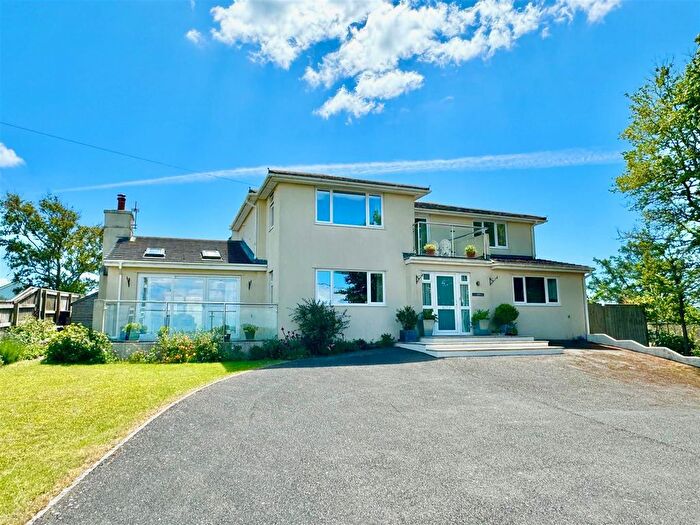 5 Bedroom Detached House For Sale In Renney Road, Heybrook Bay, Plymouth, PL9