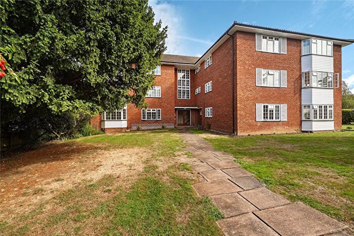 3 Bedroom Flat For Sale In Kings Keep, Mays Hill Road, Bromley, BR2