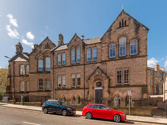 2 Bedroom Flat To Rent In Marchmont Crescent, Marchmont, Edinburgh, EH9