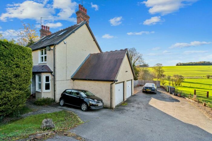 3 Bedroom Semi-Detached House For Sale In Amersham Road, Chalfont St. Giles, HP8
