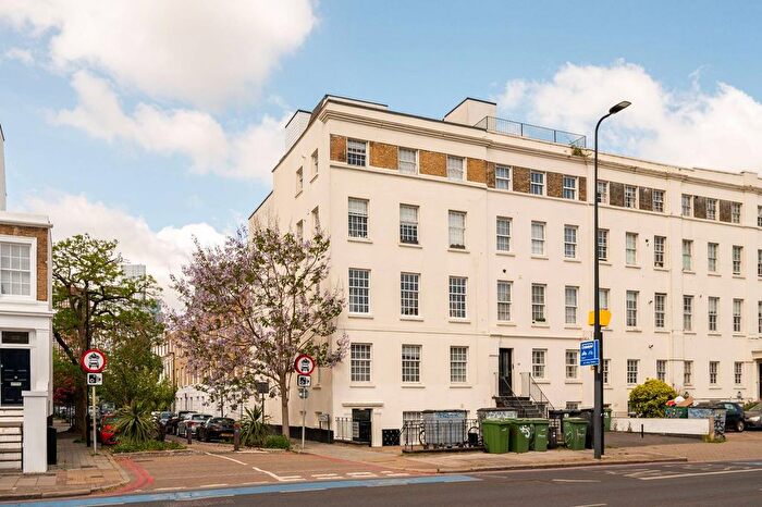 3 Bedroom Flat For Sale In Clapham Road, Oval, London, SW9