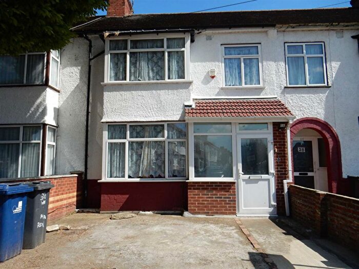 4 Bedroom Terraced House To Rent In Alma Road, Southall, UB1