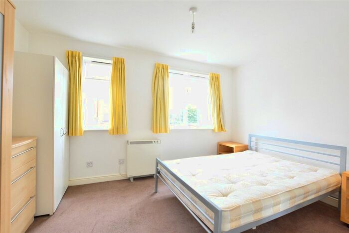 1 Bedroom Flat To Rent In Compass House, Armoury Road, London, SE8