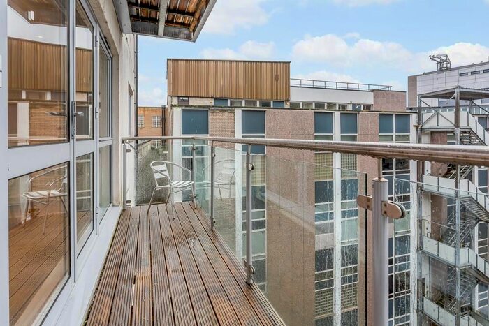 2 Bedroom Flat To Rent In Marsh Street, Bristol, BS1