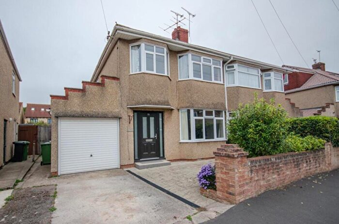 3 Bedroom Semi-Detached House For Sale In Wedgewood Road, Downend, Bristol, BS16